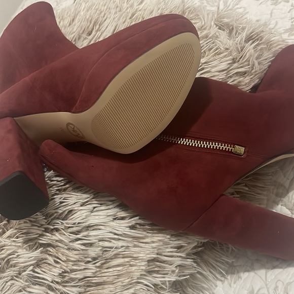 Ankle boots new size 6 red/burgundy MK - Picture 2 of 2